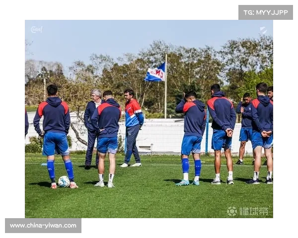 雷科巴担任乌拉圭国家足球队主帅开启执教新征程 雷科巴担任乌拉圭国家足球队主帅开启执教新征程